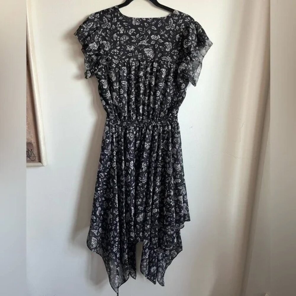 Aritzia Little Moon Tessa Dress - Picture 5 of 11
